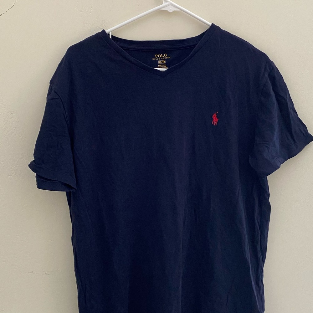Ralph Lauren polo v neck t shirt size men's medium